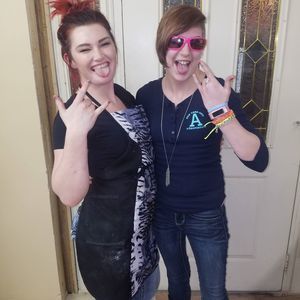 Meet your Posher, Chelby